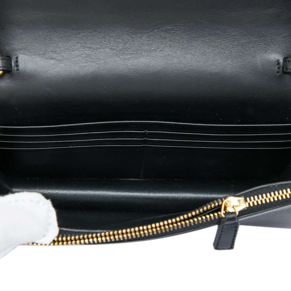 Saint Laurent Small Smooth Calfskin Monogram Kate Tassel Crossbody Black Leather Very good - Model View