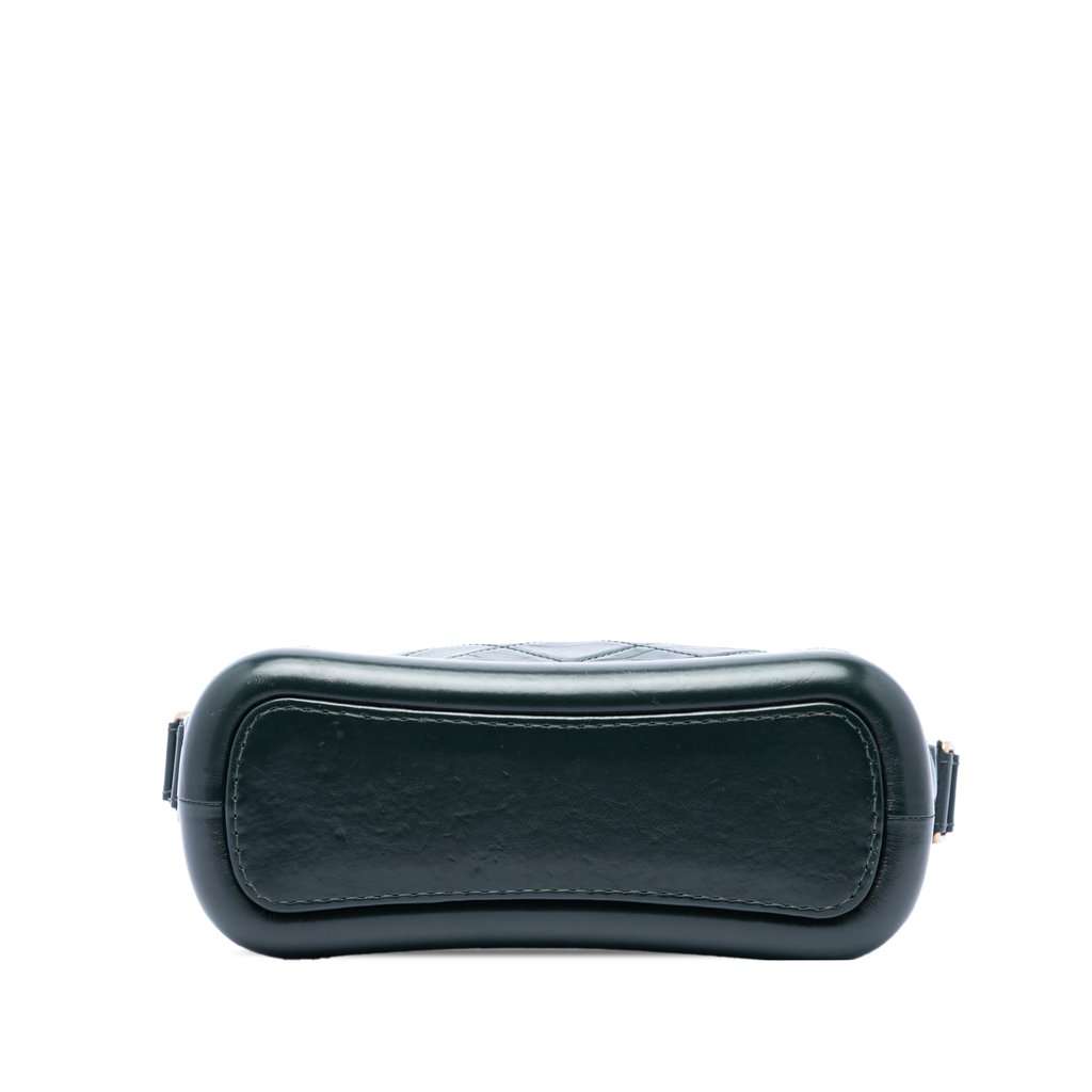 Chanel Small Aged Calfskin Gabrielle Crossbody Green Leather Very good - Inside View