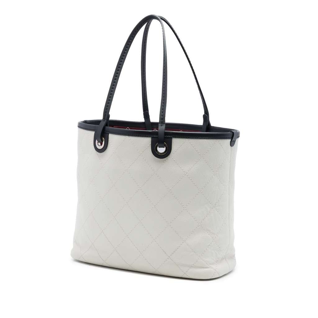 Chanel Quilted Caviar Shopping Fever Tote White Leather Very good - Back View