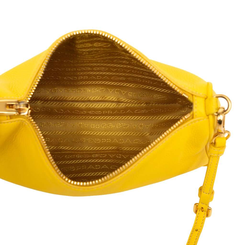 Prada Vitello Daino Pochette Yellow Leather Very good condition - Model View