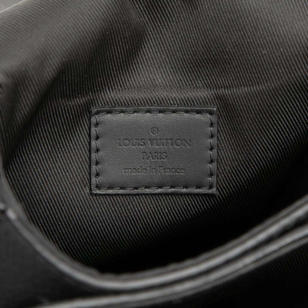 Louis Vuitton Monogram Taurillon Vertical Trunk Wearable Wallet Black Leather Very good condition - Box View