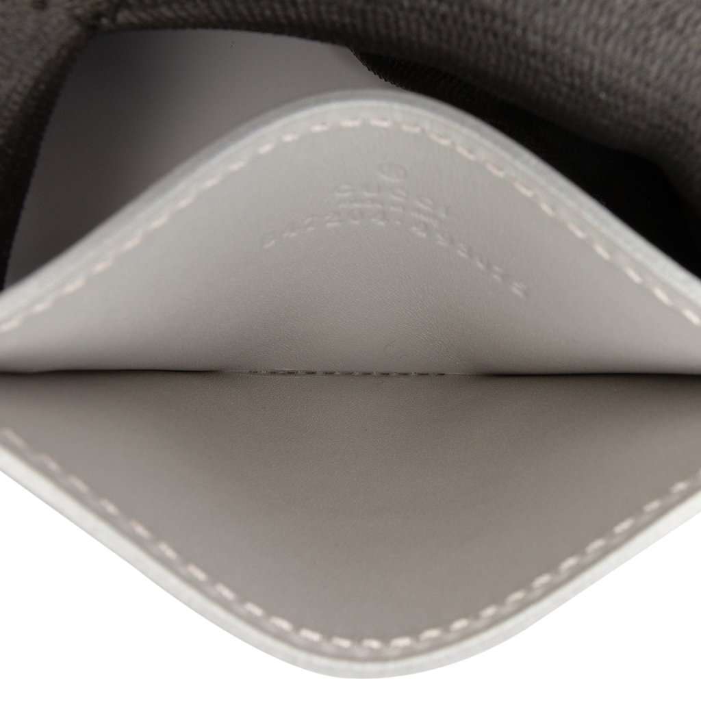 Gucci Patent Guccissima Card Holder Silver Leather Very good condition - Model View