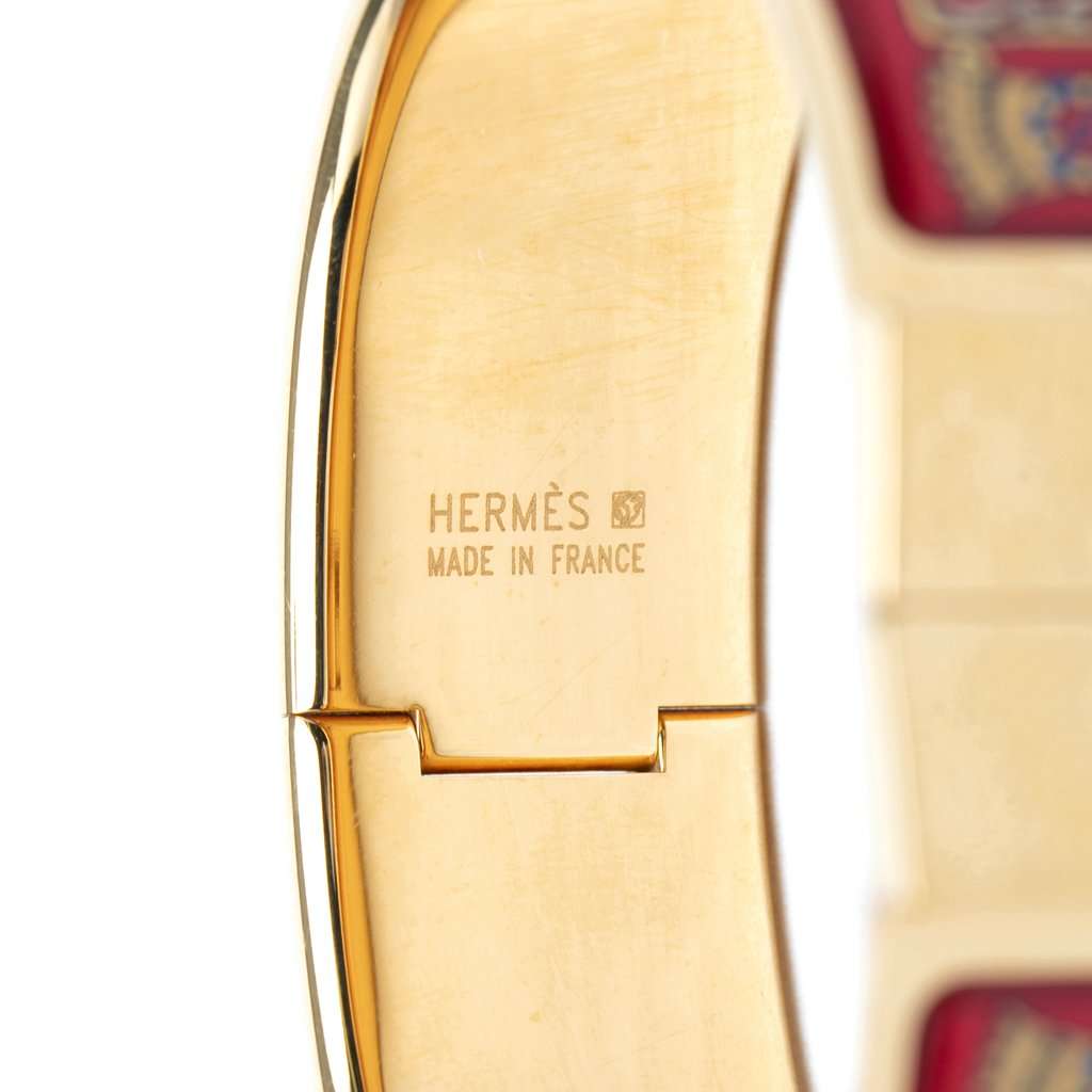 Hermès Wide Enamel Emaille Loquet Bracelet GM Red Very good - Model View