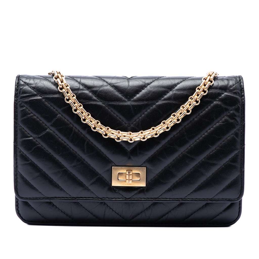 Chanel Reissue 2.55 Chevron Aged Calfskin Wallet on Chain Black Leather Very good condition - Front View