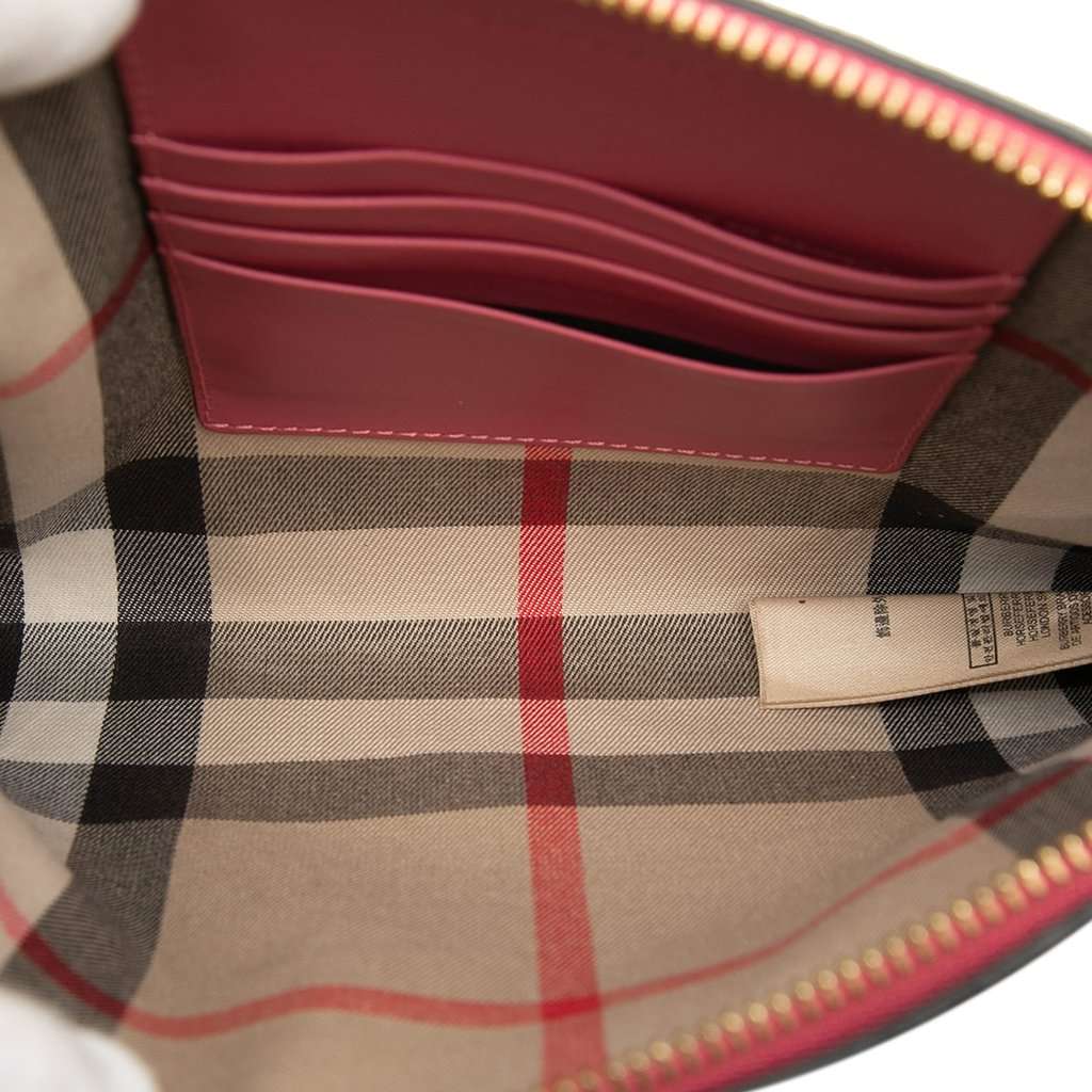 Burberry Grained Leather Peyton Crossbody Pink Leather Very good condition - Model View