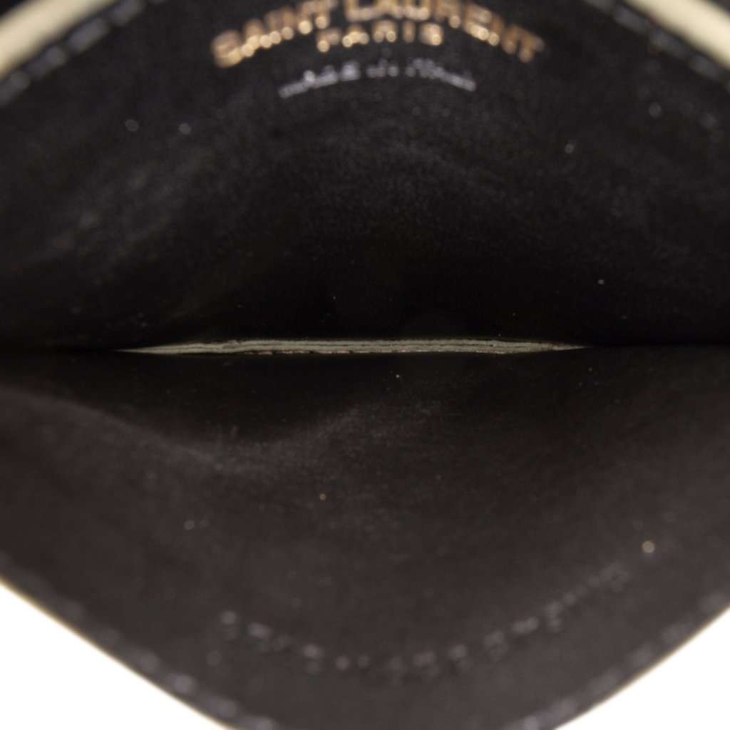 Saint Laurent Grain de Poudre Matelasse Chevron Cassandre Card Holder Green Leather Very good condition - Model View