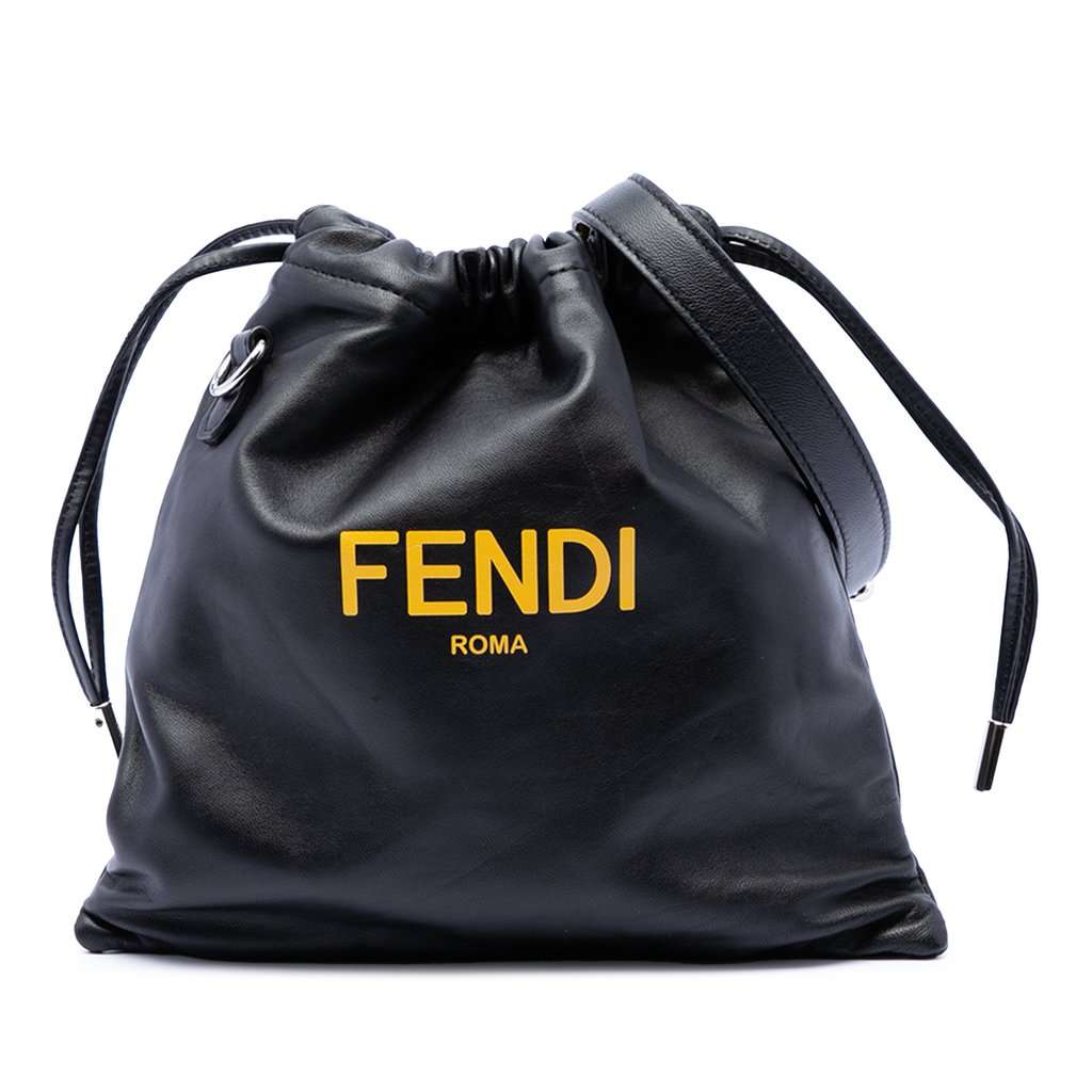 Fendi Leather Pack Pouch Bag Black Leather Very good condition - Front View