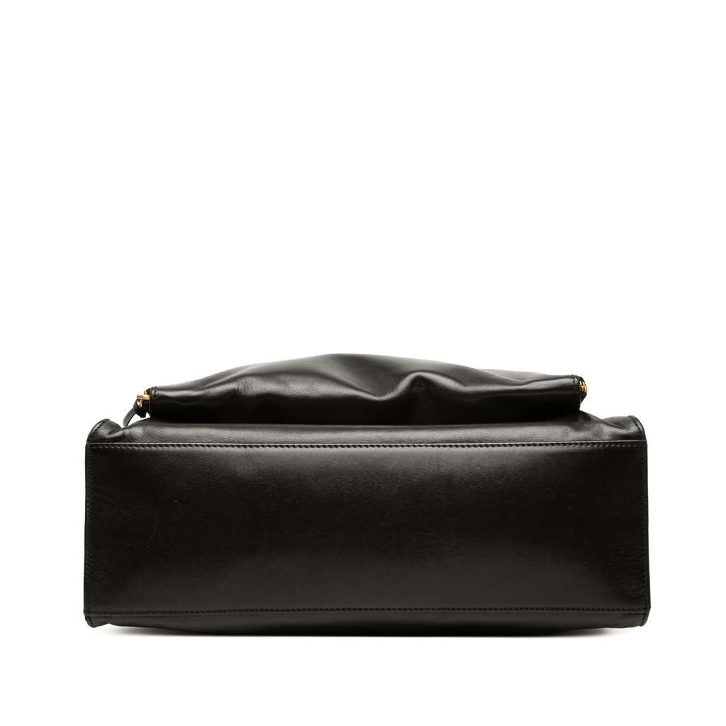 Chanel CC Lambskin Front Zip Pocket Tote Black Leather Very good - Inside View