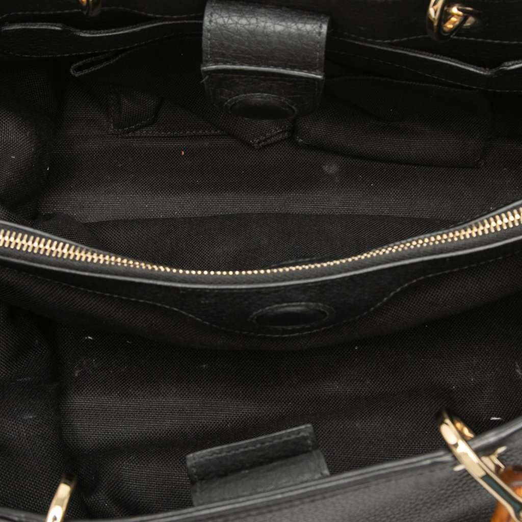 Gucci Medium Calfskin Bamboo Shopper Satchel Black Leather Very good - Model View
