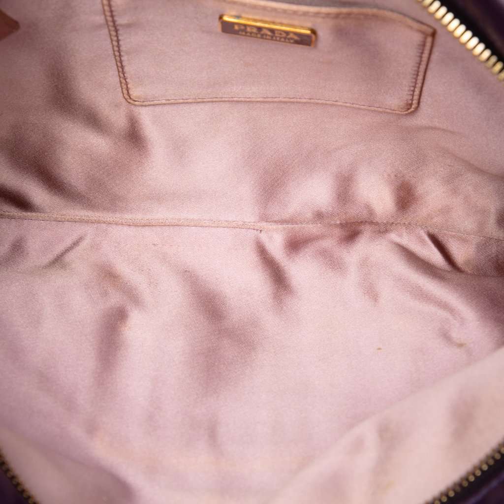 Prada Pleated Nappa Clutch Purple Leather Very good condition - Model View