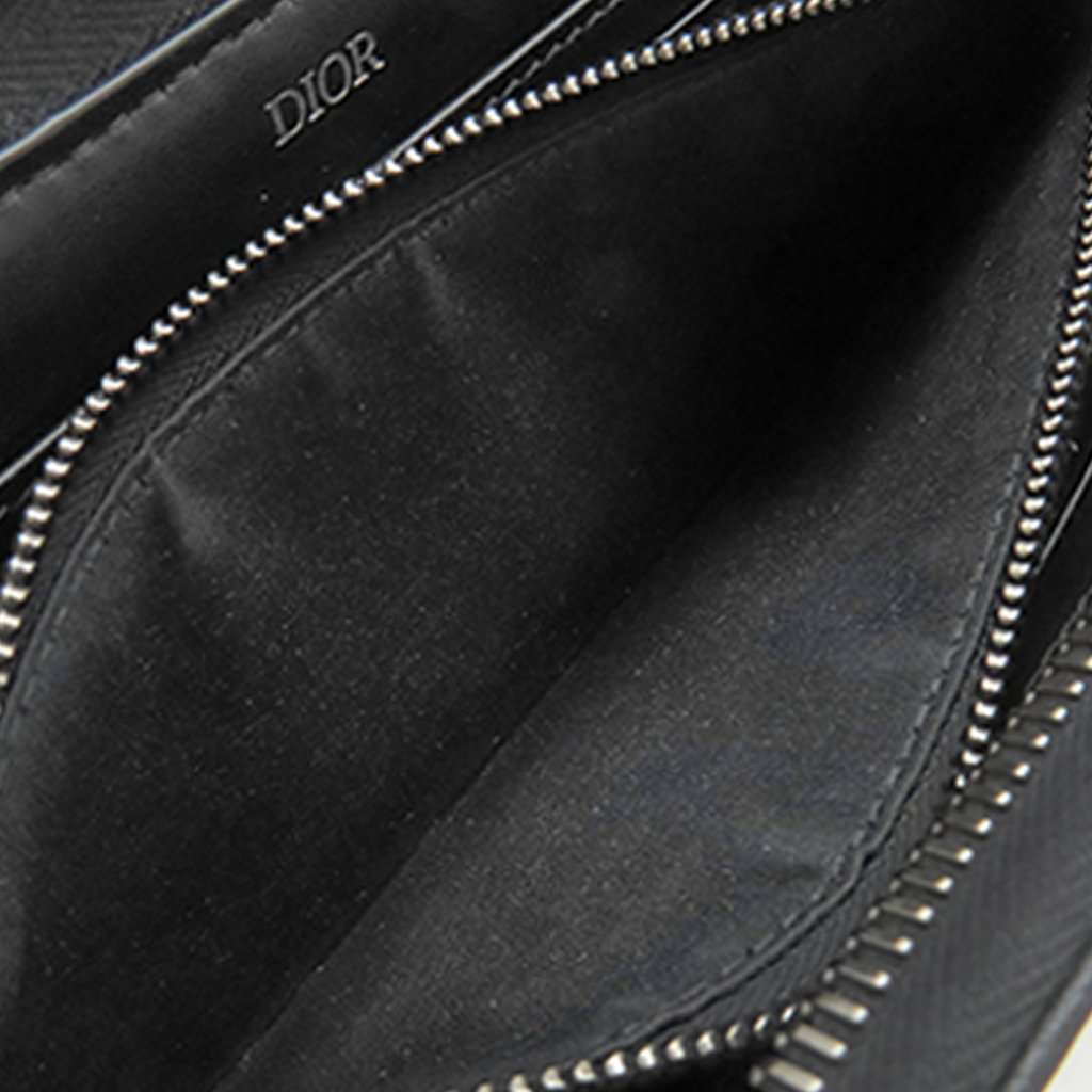 Dior Oblique Canvas and Leather Saddle Zippy Wallet Black Very good - Model View
