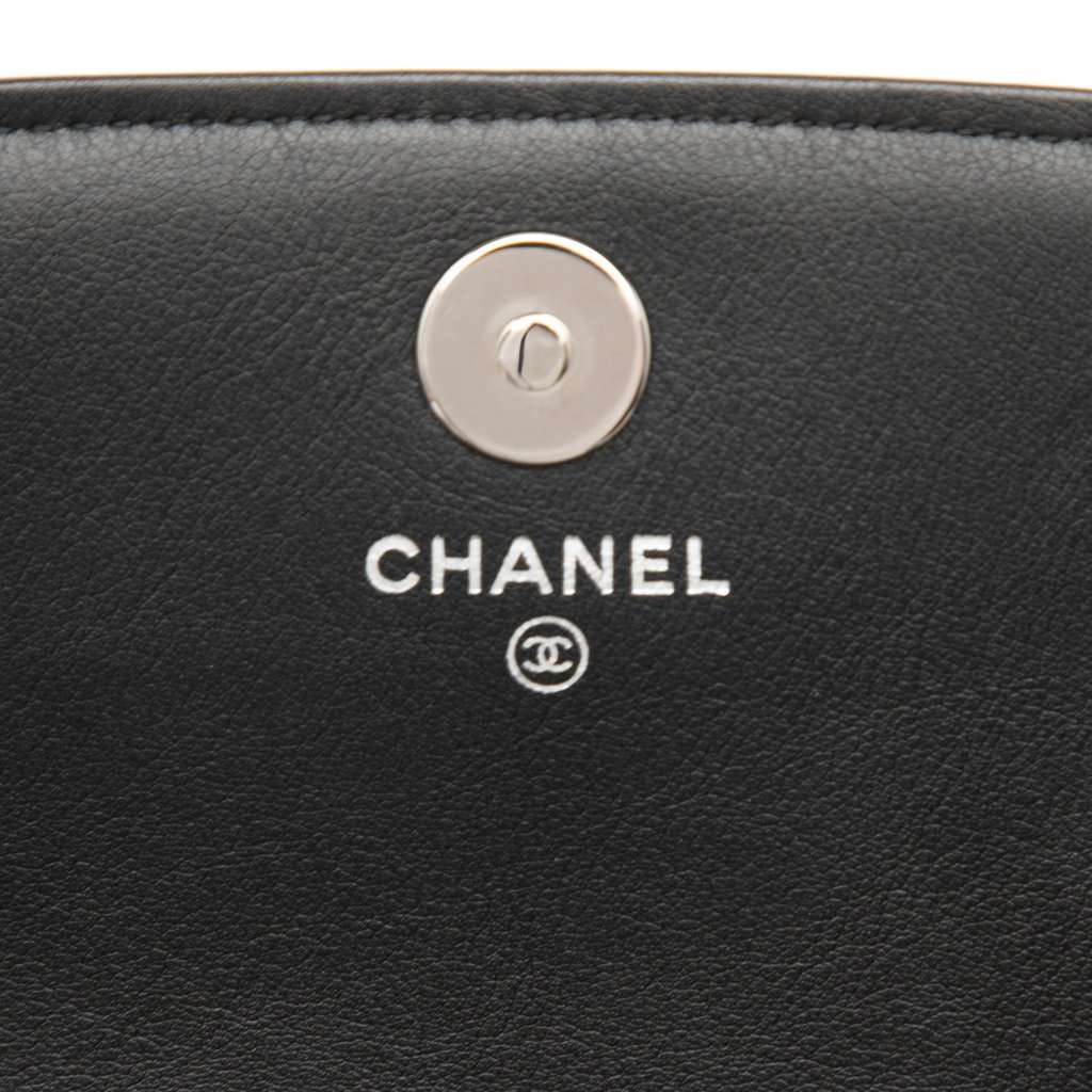 Chanel CC Patent Compact Wallet On Chain Black Leather Very good condition - Box View