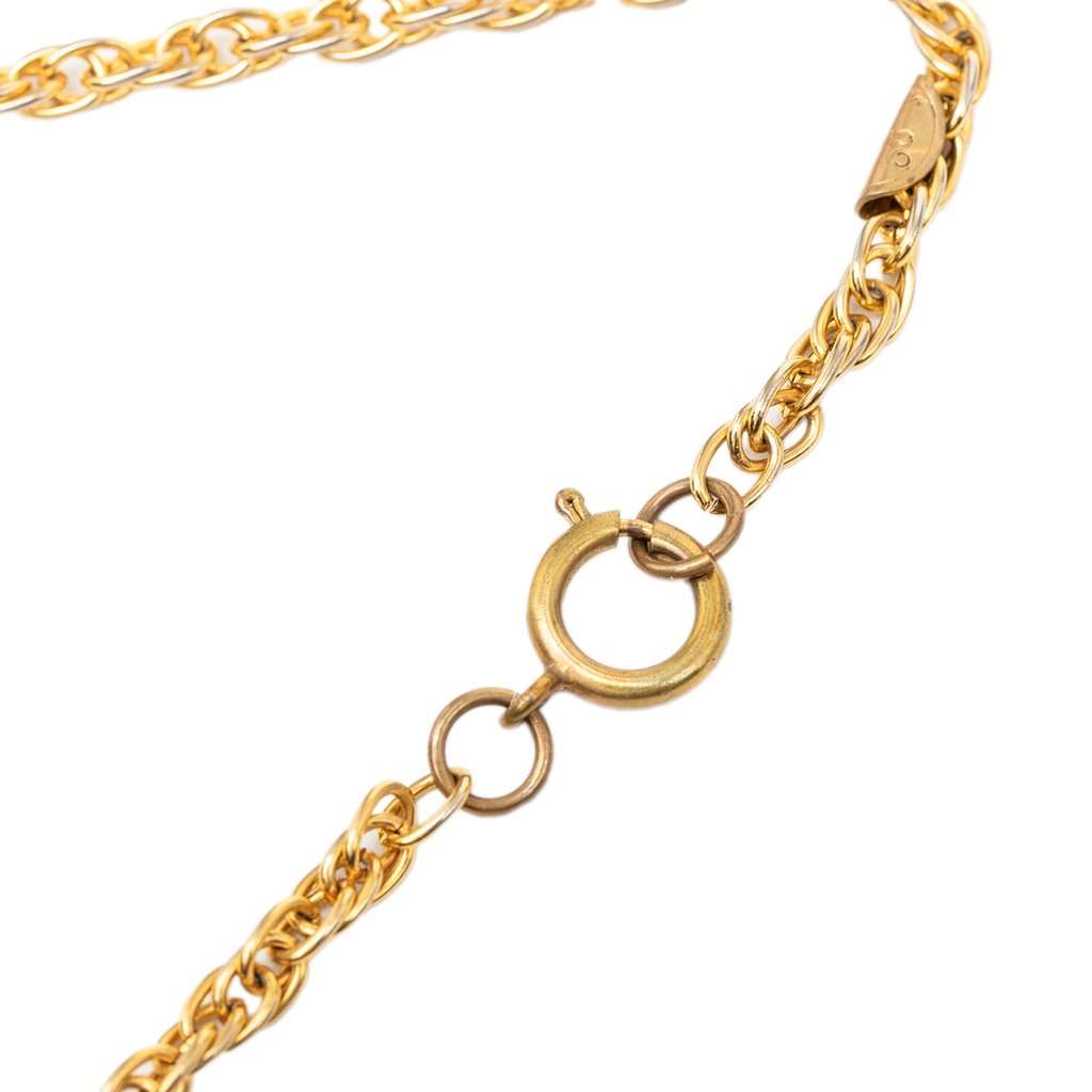 Chanel CC Gold Plated Strass Pendant Necklace Gold Metal Very good condition - Model View