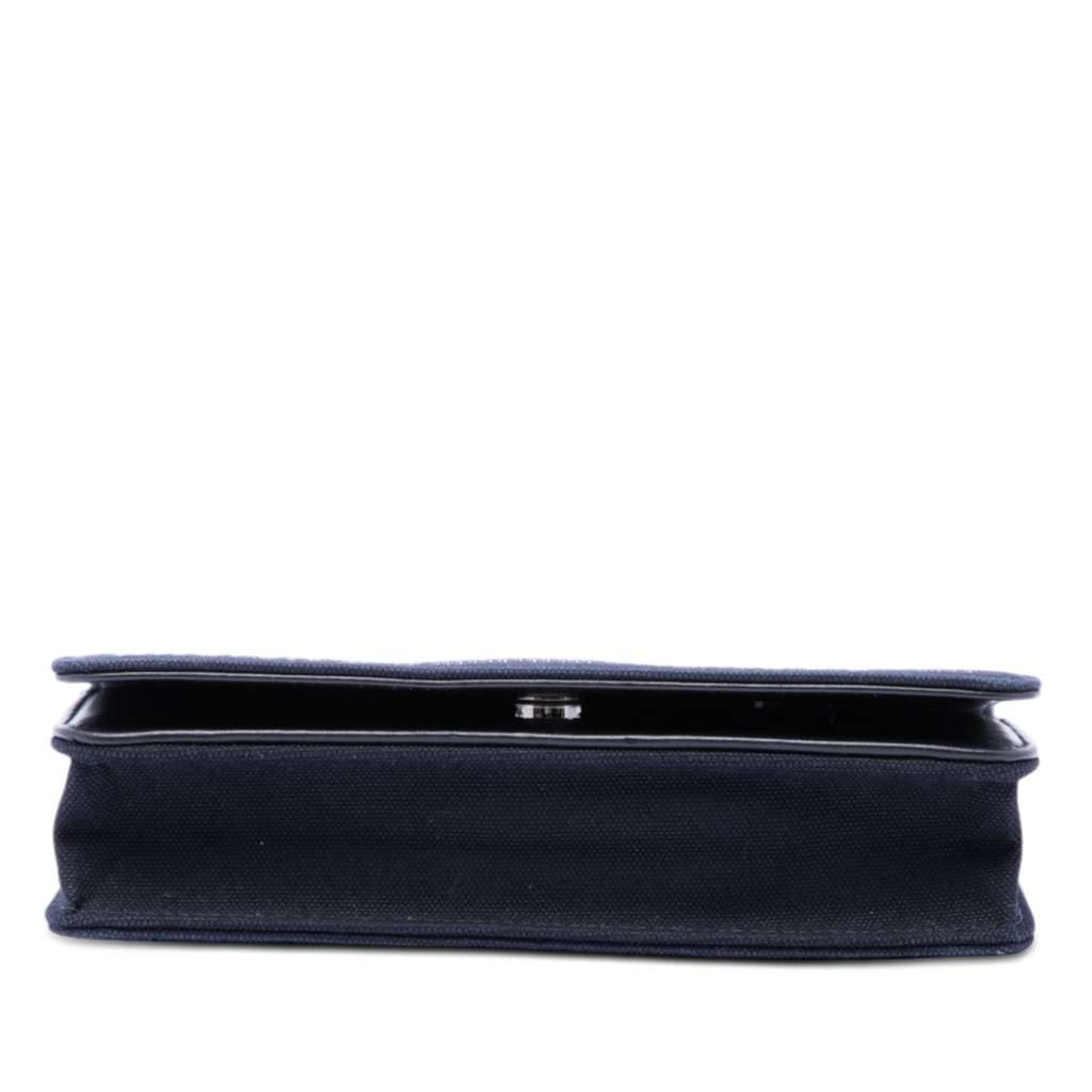Chanel Paris Shanghai Crystal Embellished Canvas Wallet On Chain Blue Very good condition - Inside View