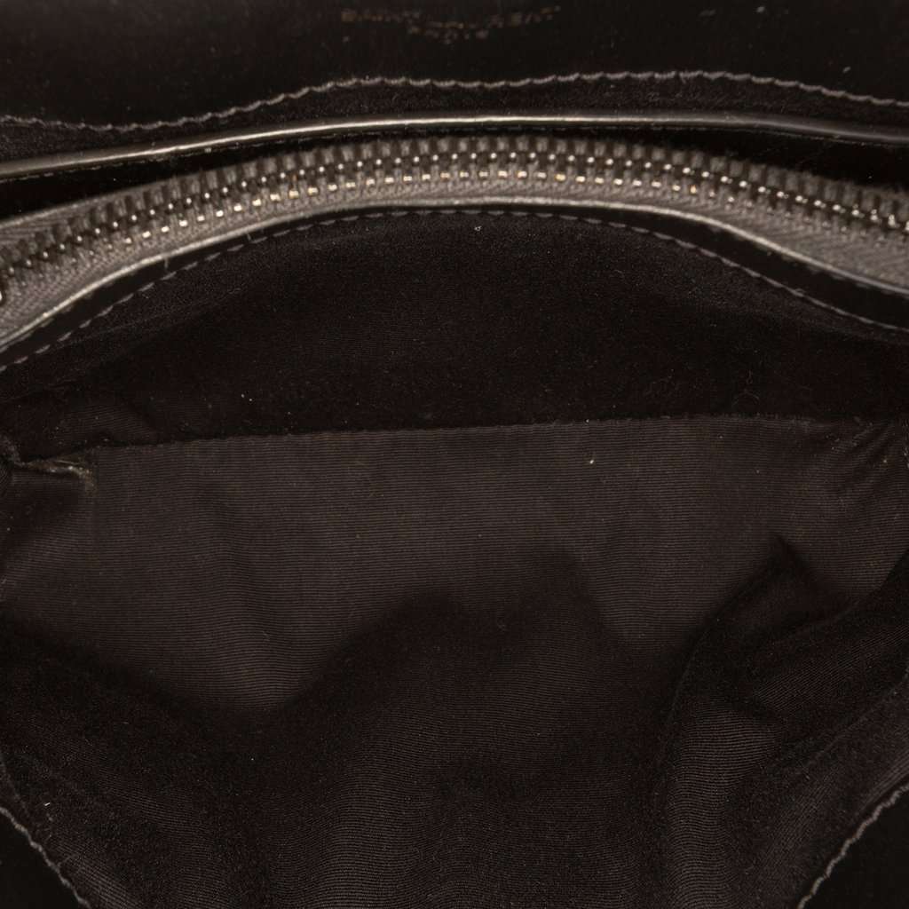 Saint Laurent Small Matelasse Calfskin Monogram Monochrome LouLou Shoulder Bag Black Leather Very good condition - Model View