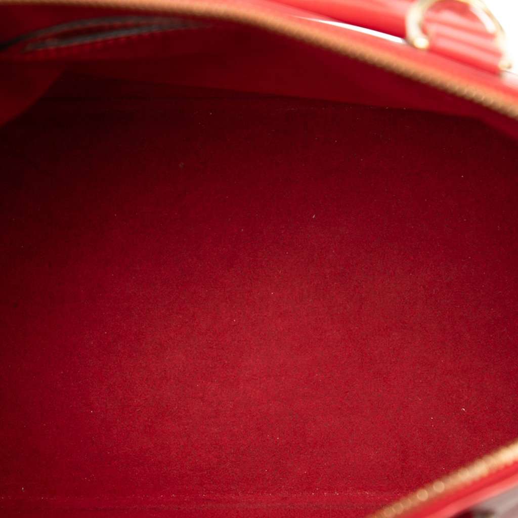 Louis Vuitton Epi Alma PM Red Leather Very good - Model View