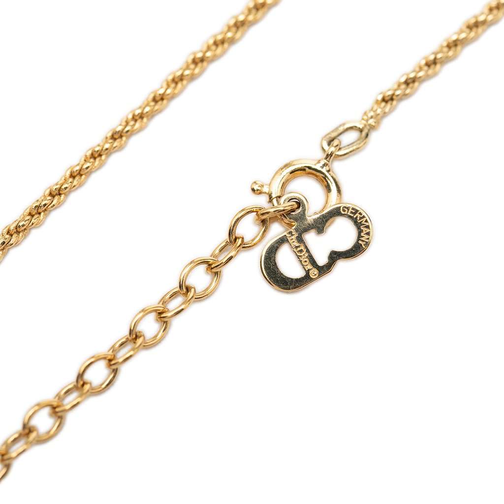 Dior Gold Plated CD Logo Pendant Necklace Gold Metal Very good condition - Model View