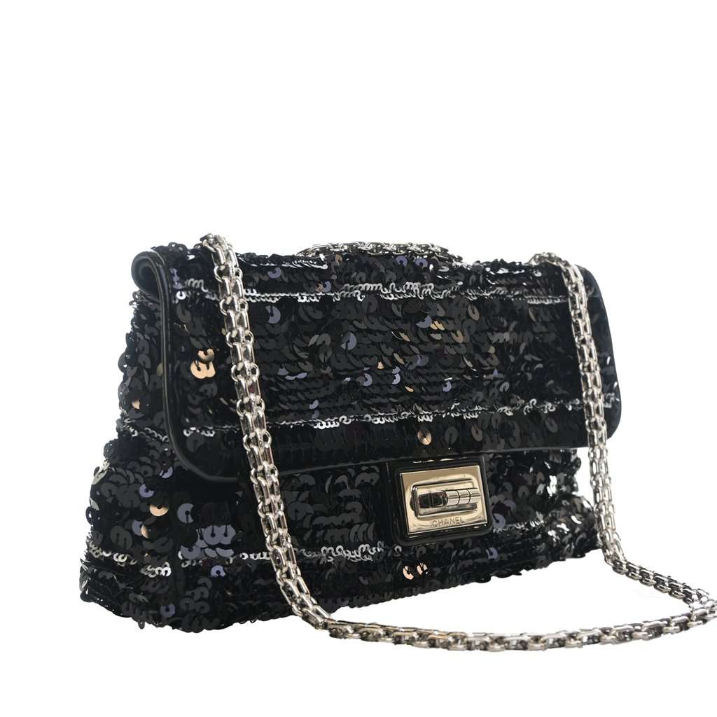 Chanel Patent Trimmed Sequined Satin Reissue 2.55 Single Flap 225 Black Very good condition - Back View