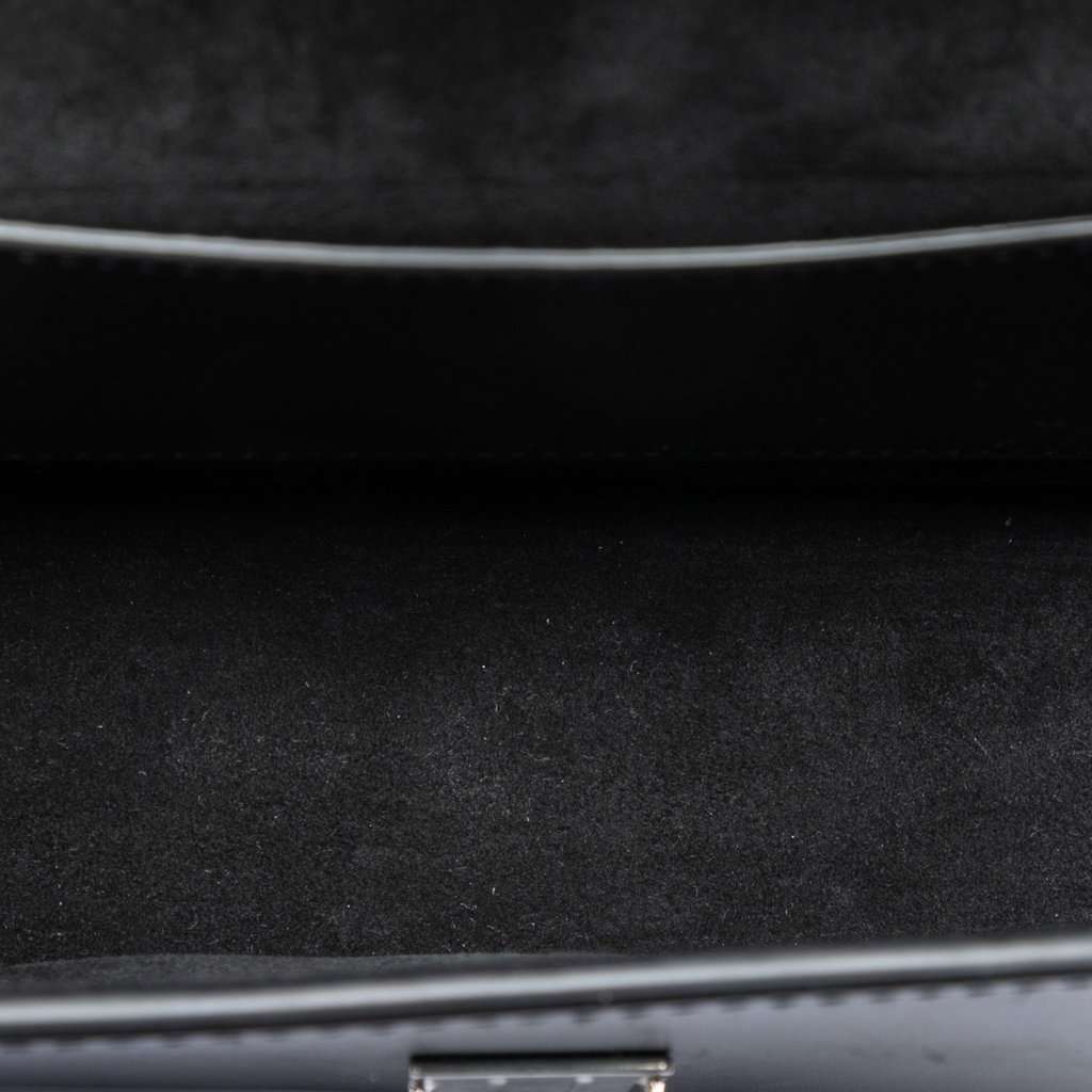 Saint Laurent Leather Tuc Box Crossbody Black Leather Very good condition - Model View