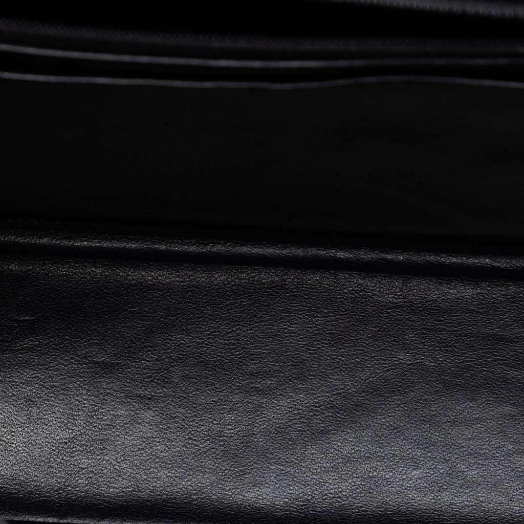 Chanel Jumbo Classic Caviar Single Flap Black Leather Very good - Model View