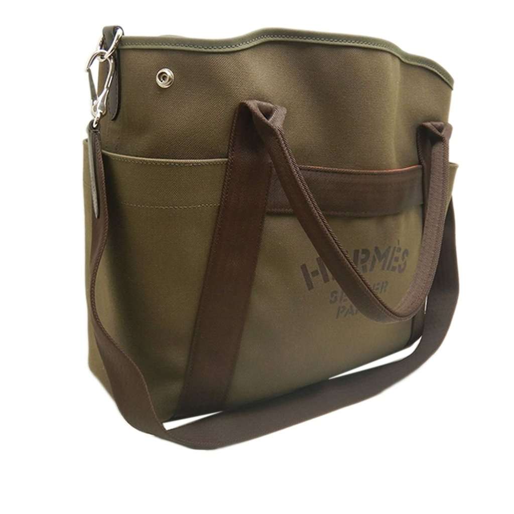 Hermès Toile Sac de Pansage Grooming Bag Brown Very good condition - Back View