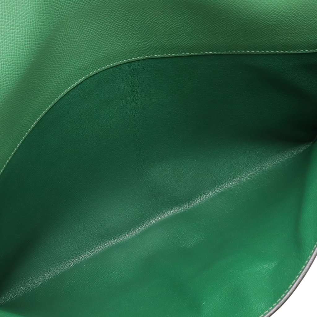 Hermès Courchevel Kirius Clutch Green Leather Very good condition - Inside View