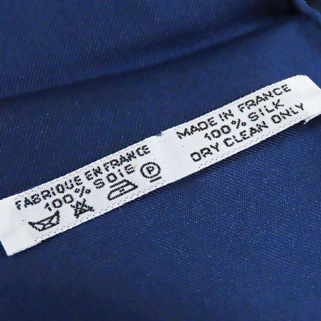 Hermès Memoire d Hermes Silk Scarf 90 Blue Very good condition - Back View