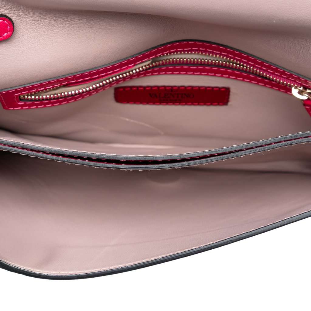 Valentino Leather Rockstud Flap Clutch Pink Leather Very good - Model View