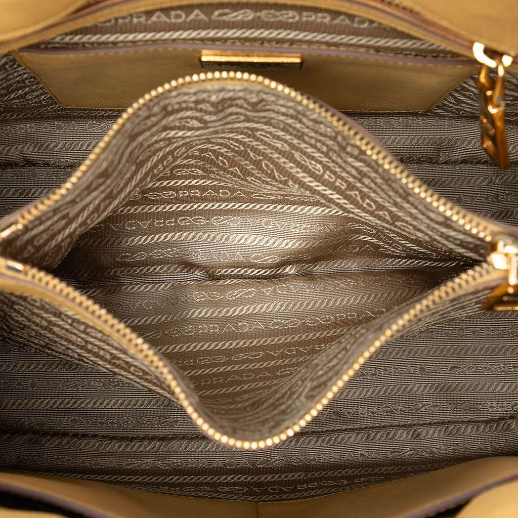 Prada Medium Bicolor Saffiano Lux Promenade Satchel Brown Leather Very good condition - Model View