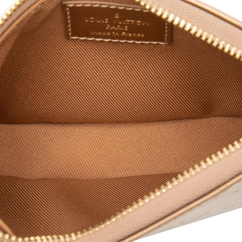Louis Vuitton Monogram Vernis Mini Pochette Accessoires Pink Leather Very good condition - Model View