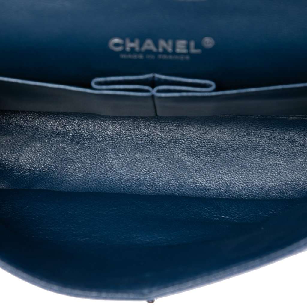 Chanel Medium Classic Caviar Double Flap Blue Leather Very good - Model View