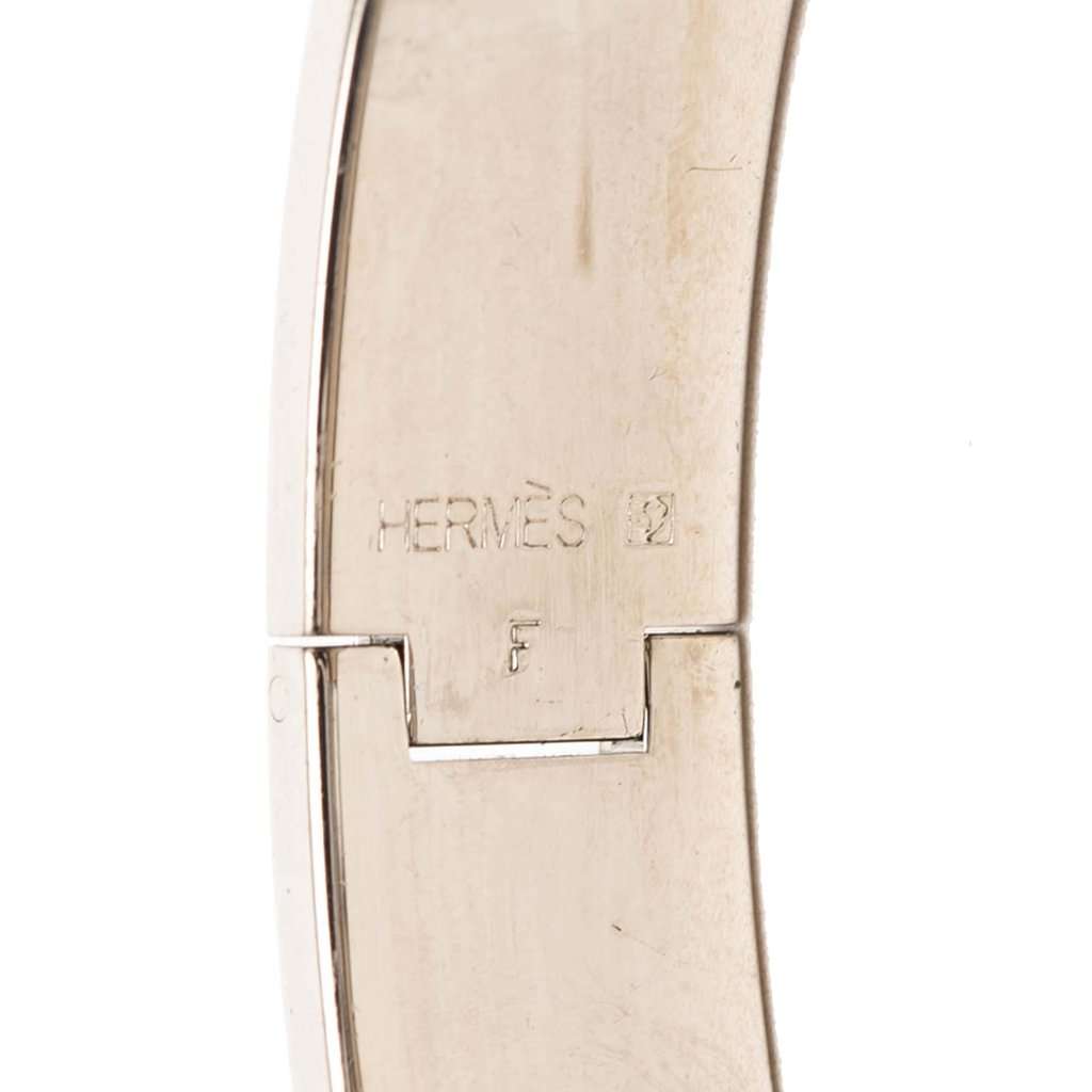 Hermès Narrow Enamel Clic H Bracelet PM Black Very good condition - Model View