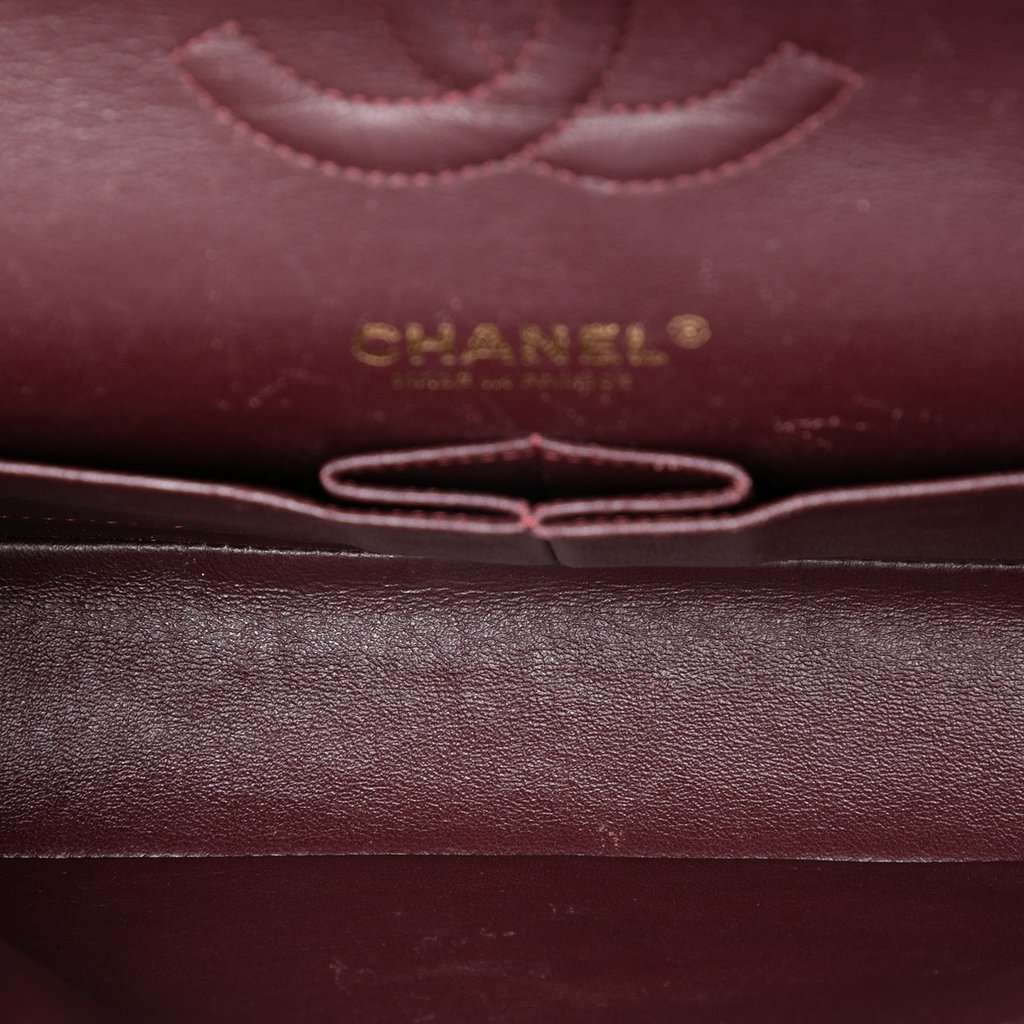 Chanel Medium Classic Lambskin Double Flap Black Leather Very good condition - Model View