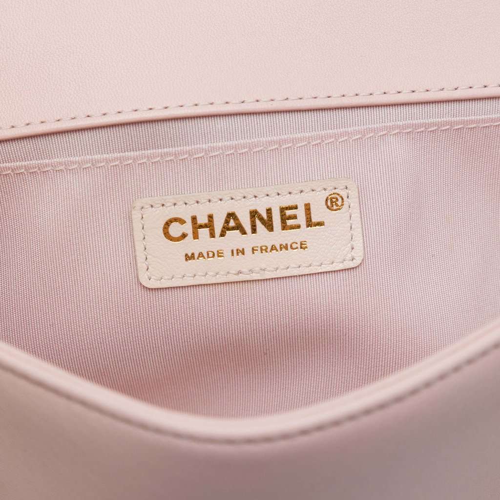 Chanel Old Medium Tweed and Lambskin Boy Flap Pink Very good condition - Box View