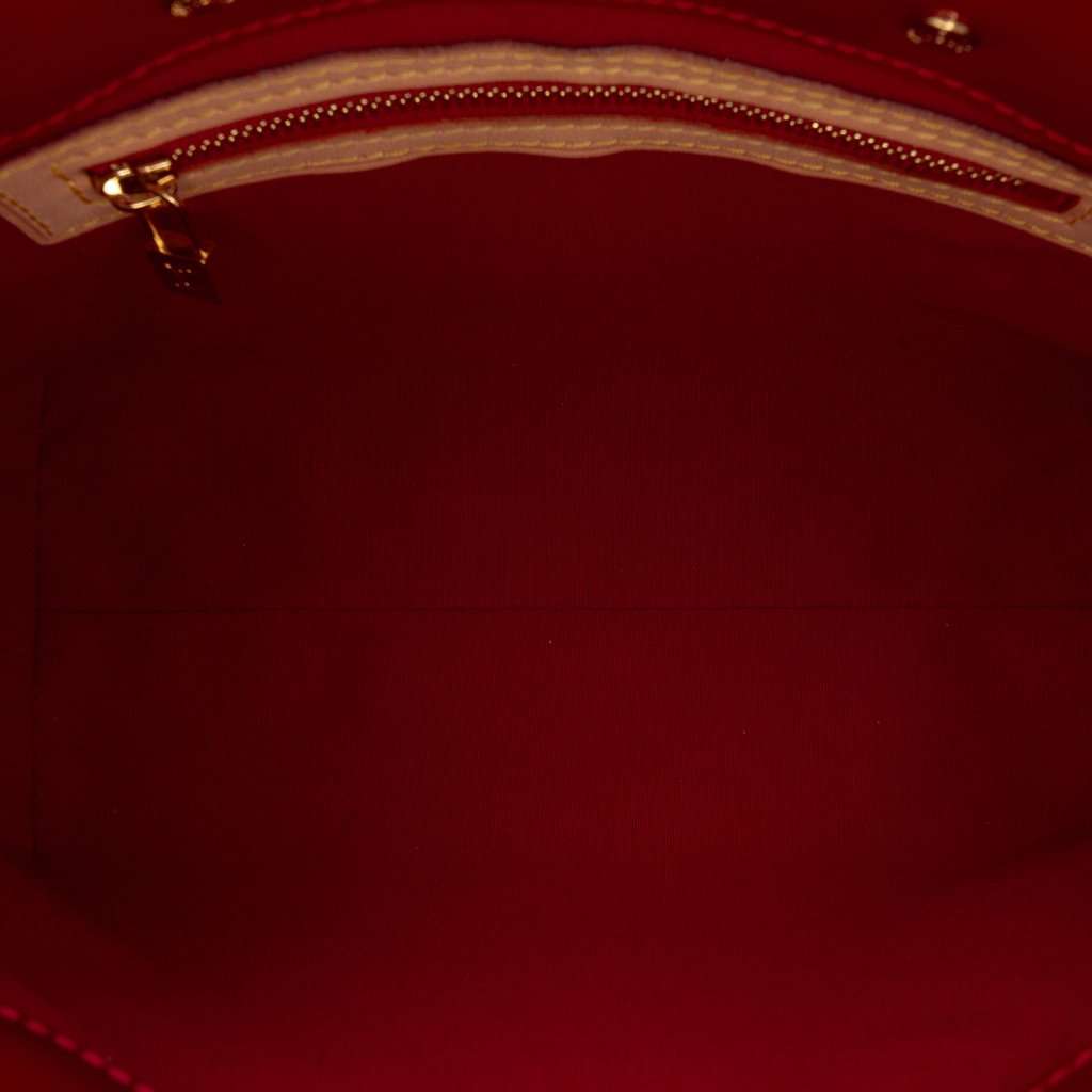 Louis Vuitton Monogram Vernis Reade PM Red Leather Very good condition - Model View