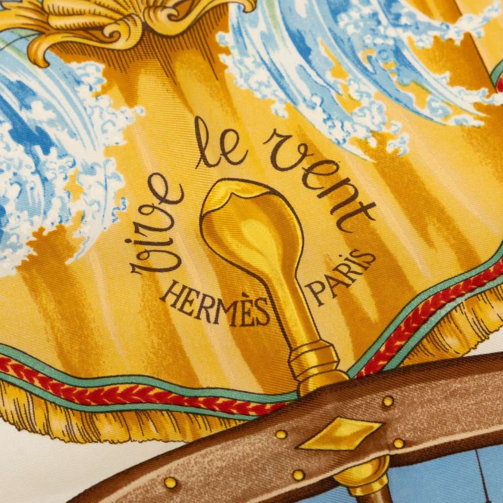 Hermès Vive le Vent Silk Scarf 90 White Very good condition - Back View
