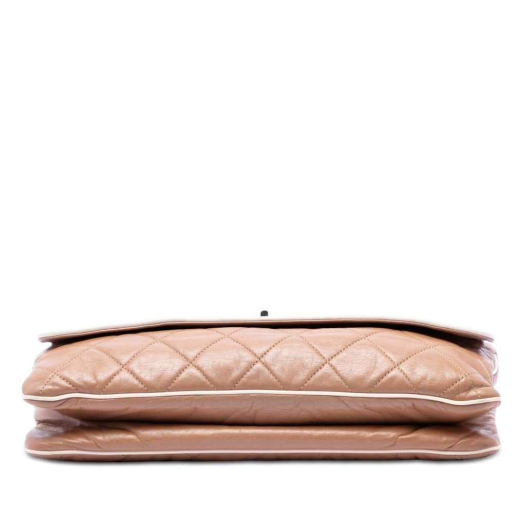 Chanel Quilted Aged Lambskin Reissue 2.55 East West Flap Brown Leather Very good - Inside View