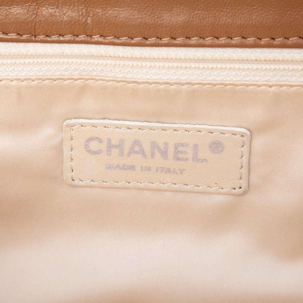 Chanel Quilted Aged Lambskin Reissue 2.55 East West Flap Brown Leather Very good - Box View