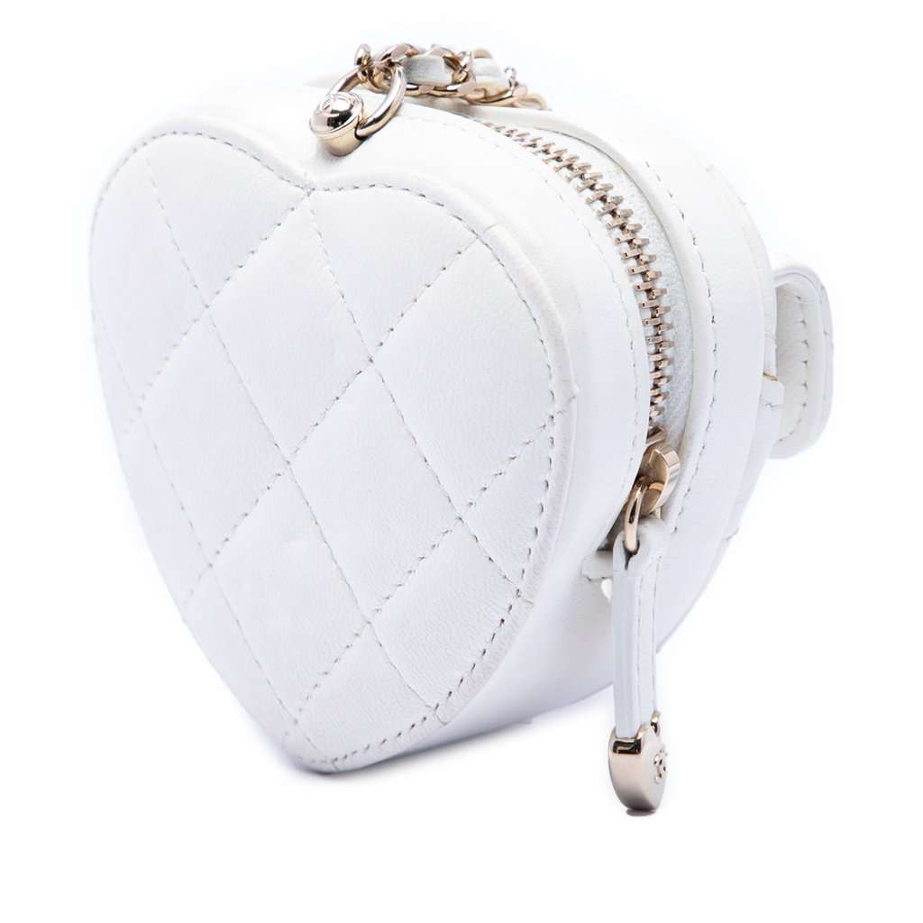 Chanel Mini Quilted Lambskin CC in Love Heart Necklace Bag White Leather Very good condition - Back View