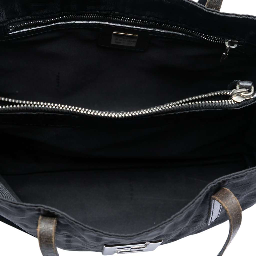 Fendi Zucca Canvas Tote Black Very good condition - Model View