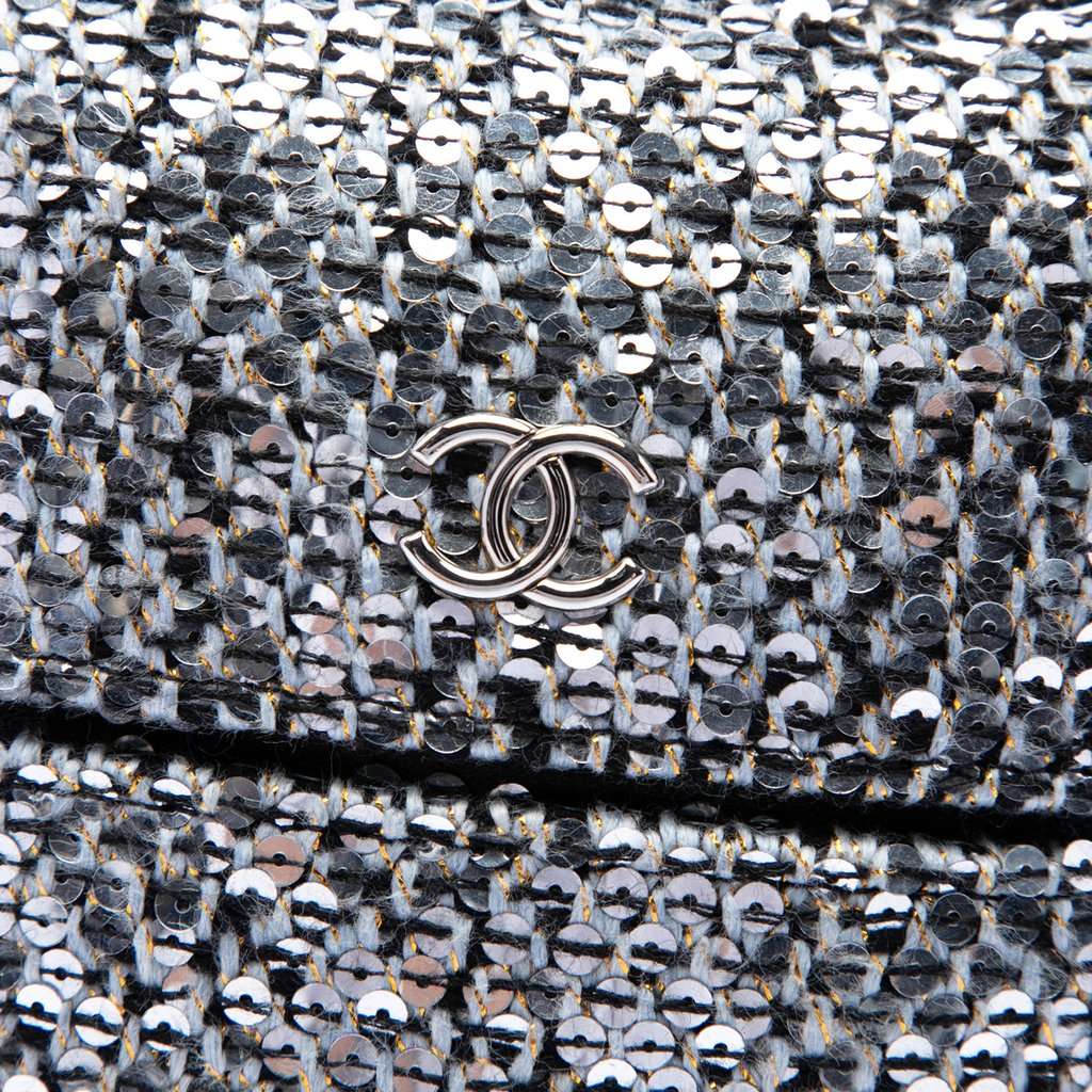 Chanel CC Tweed and Sequin Chain Around Phone Holder Silver Very good condition - Box View
