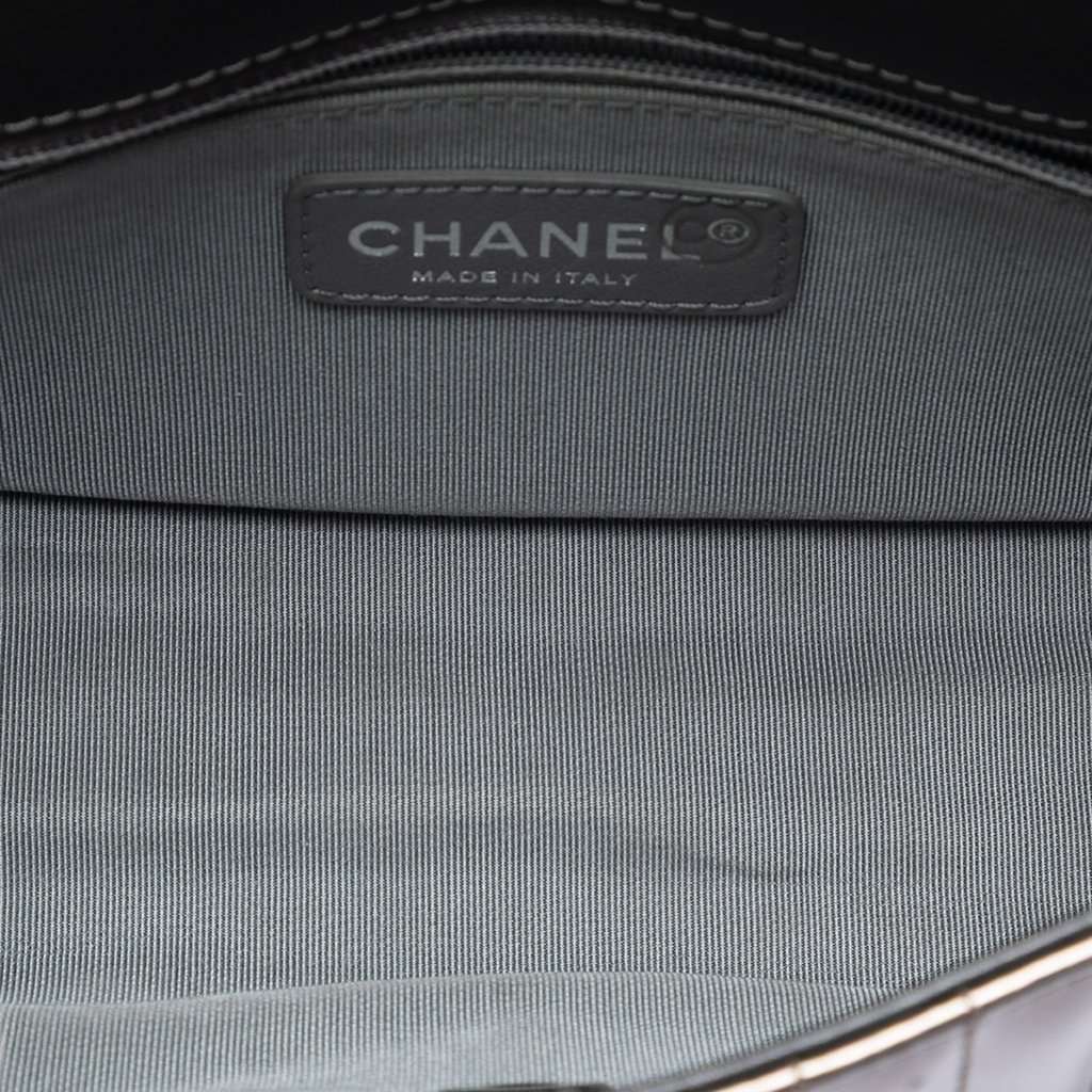 Chanel Small Vertical Quilted Patent Maharaja Express Flap Grey Leather Very good condition - Model View