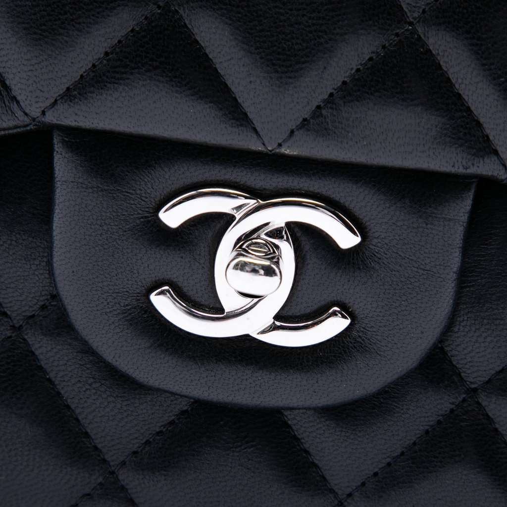 Chanel Jumbo Classic Lambskin Double Flap Black Leather Very good condition - Box View