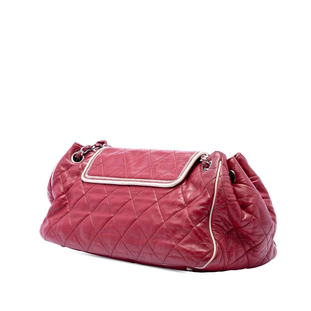 Chanel Quilted Aged Calfskin Reissue 2.55 East West Accordion Flap Red Leather Very good condition - Back View