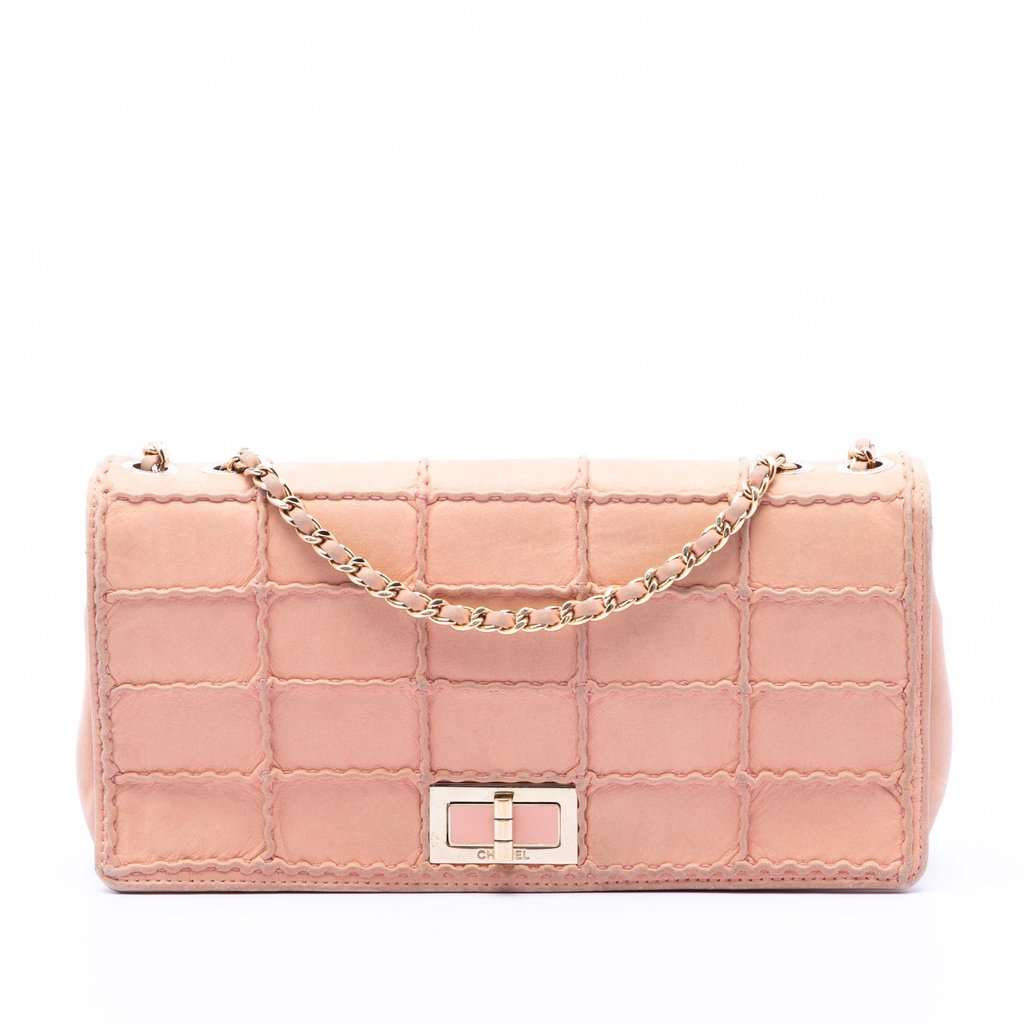 Chanel Small Stitched Iridescent Lambskin Reissue 2.55 Single Flap Pink Leather Very good condition - Front View
