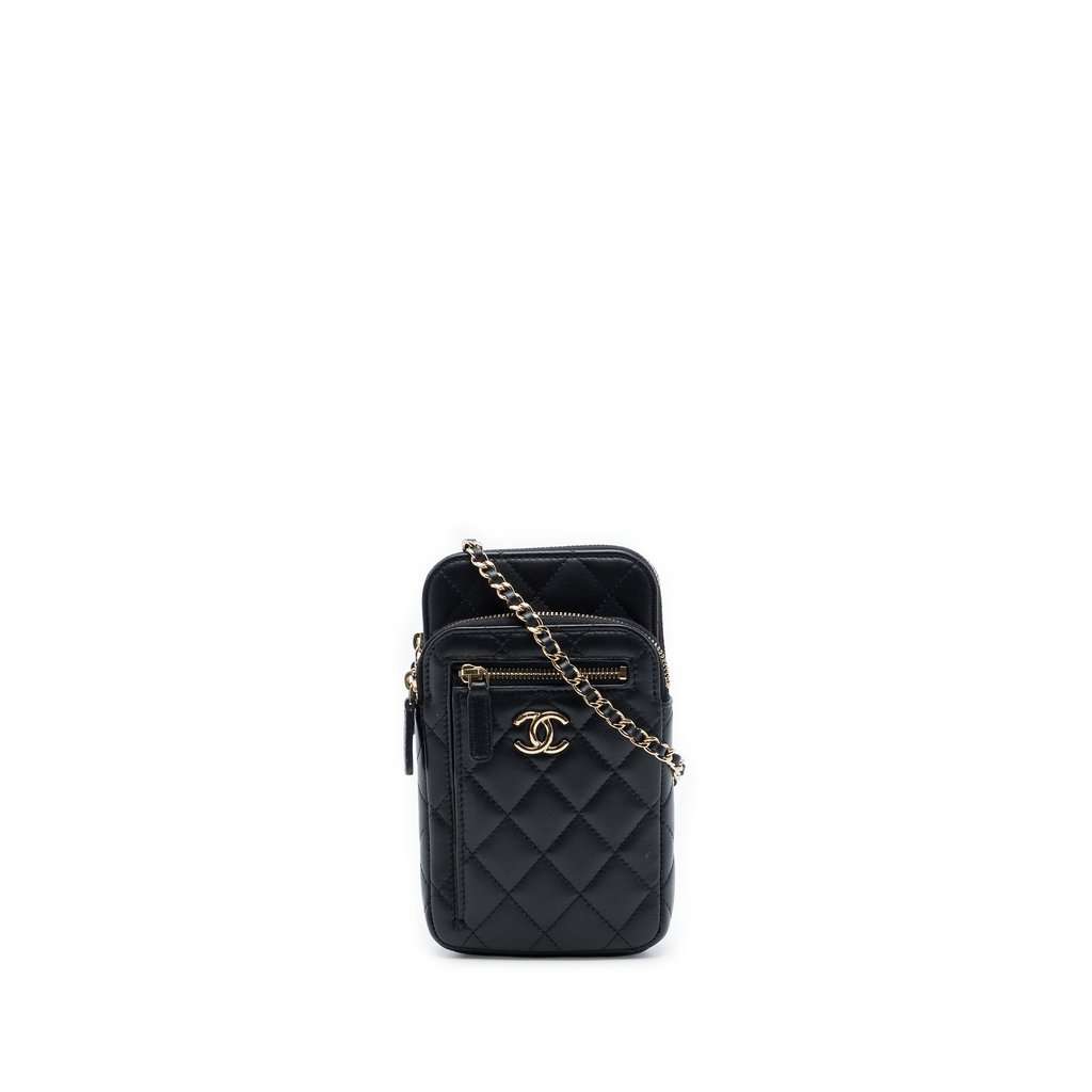 Chanel CC Quilted Lambskin Phone Holder With Chain Black Leather Very good - Front View