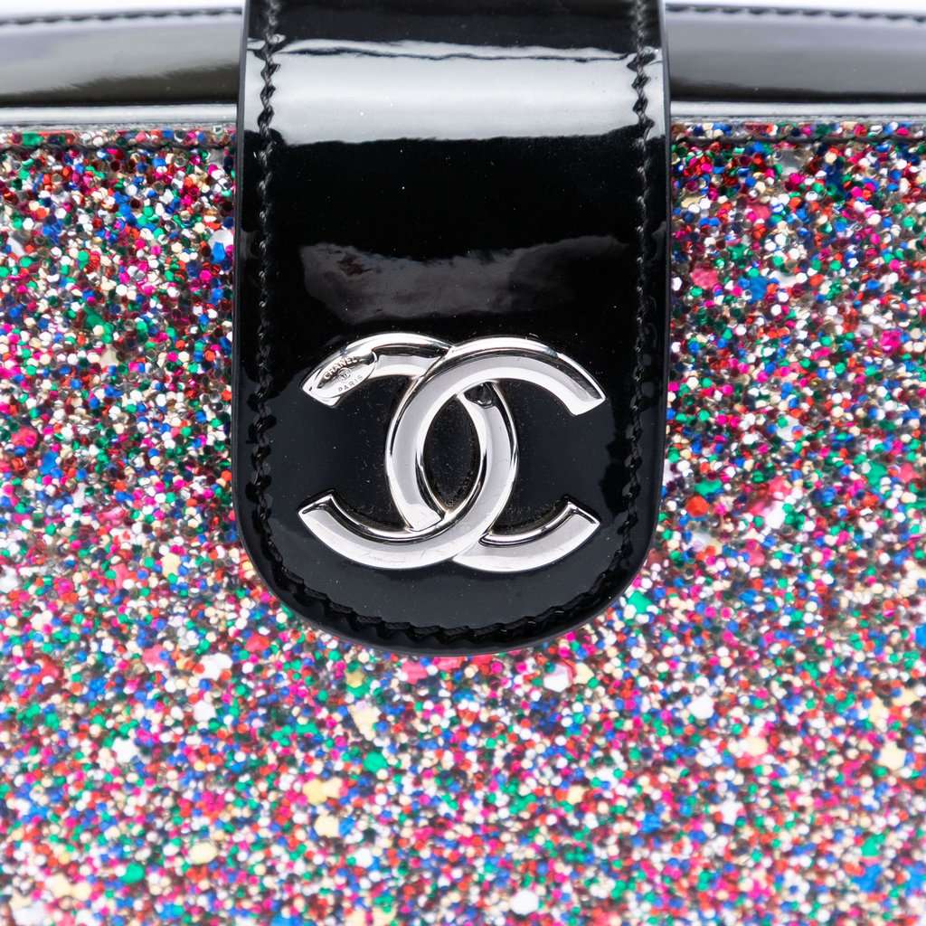 Chanel Glitter Patent Evening On The Moon Camera Case Purple Leather Very good condition - Box View
