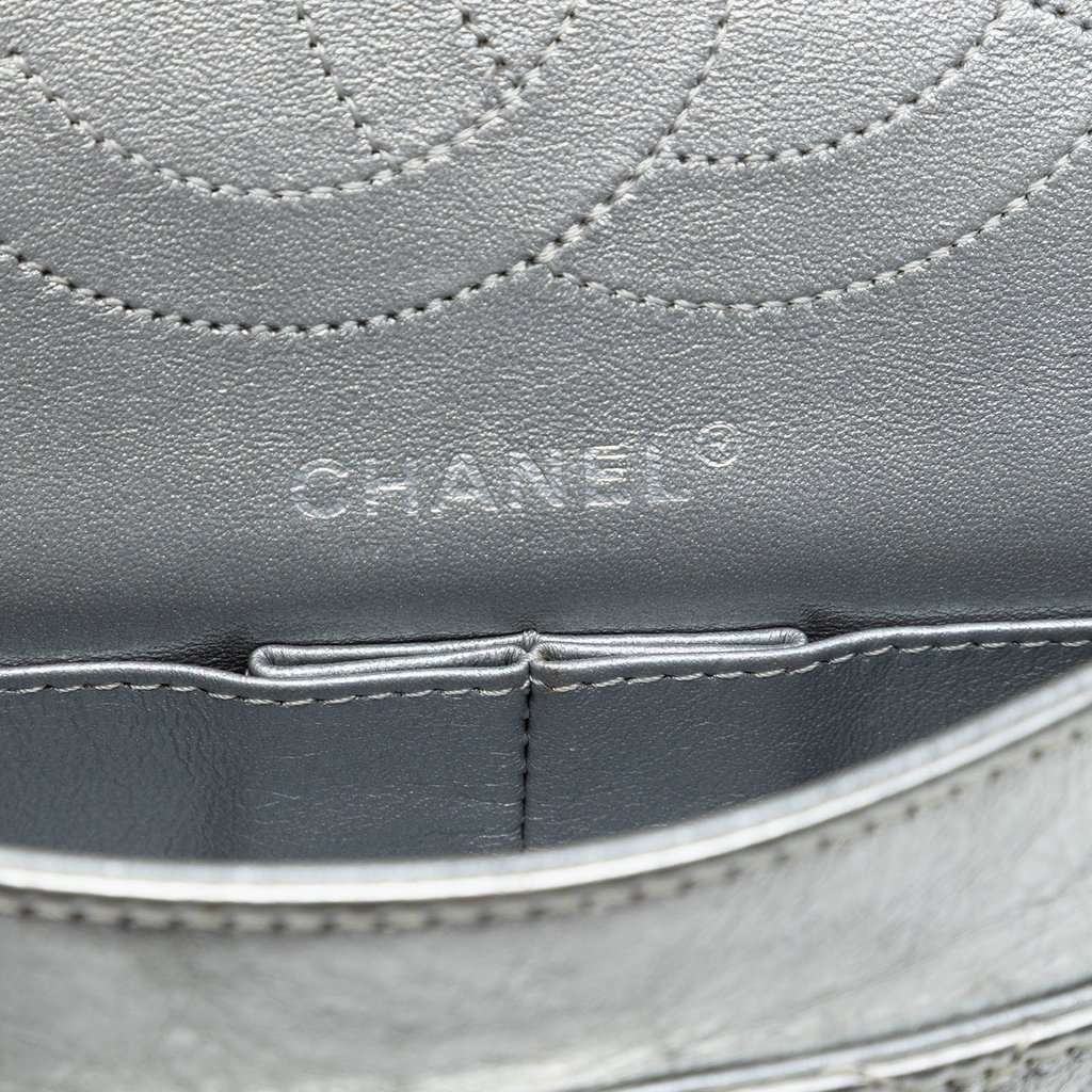 Chanel Metallic Aged Calfskin Reissue 2.55 Double Flap 225 Silver Leather Very good condition - Box View