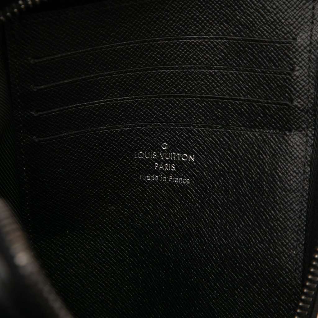 Louis Vuitton Monogram Eclipse Box Clutch Black Very good condition - Box View