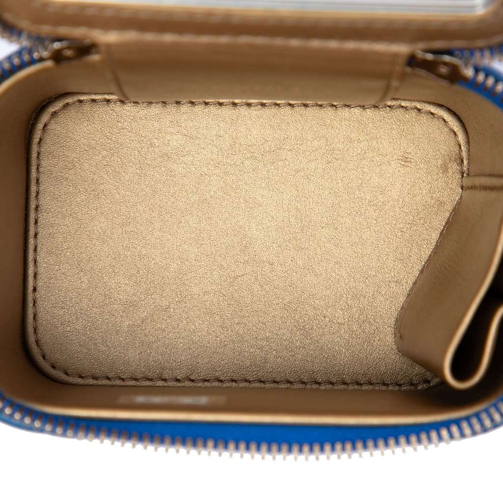 Chanel Mini Quilted Lambskin Pearl Crush Vanity Case With Chain Blue Leather Very good - Model View